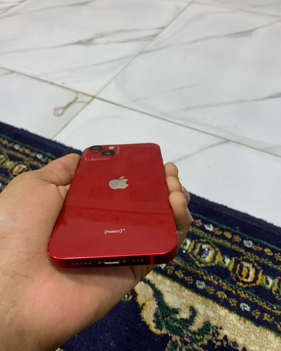 السلام عليكم للبيع او مراوس ايفون 13 عادي مبدل شاشه وبطاريه ثنينهن اصليات شاشه تفصيخ جهاز يخبل كلشي شغال كامره خلفيه ودگمة الباور واكفات وبي نقطه خفيفه بالشاشه واضحه بالصور السعر 250 متواجد خاص اتصال*********** 
واتساب***********
