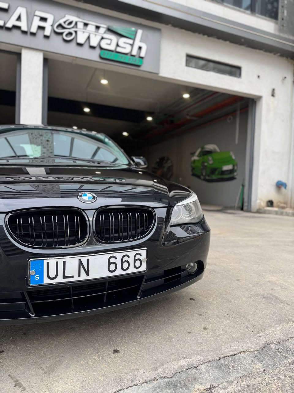 BMW E60 530i automatek 2004
مەکینە ٥٣٠ بەنزین ئۆتۆماتیک 
کوشن جلد و هیتەر و کارەبایی 
نرخ ٨٩ گڵا و معامەلەیەکەی کەم
لە جوانی و پاکی و توندوتۆڵی سەیارەکە پرسیار مەکە چونکە لۆک لۆکە 🇩🇪✅ 
*********** كالار, السليمانية
