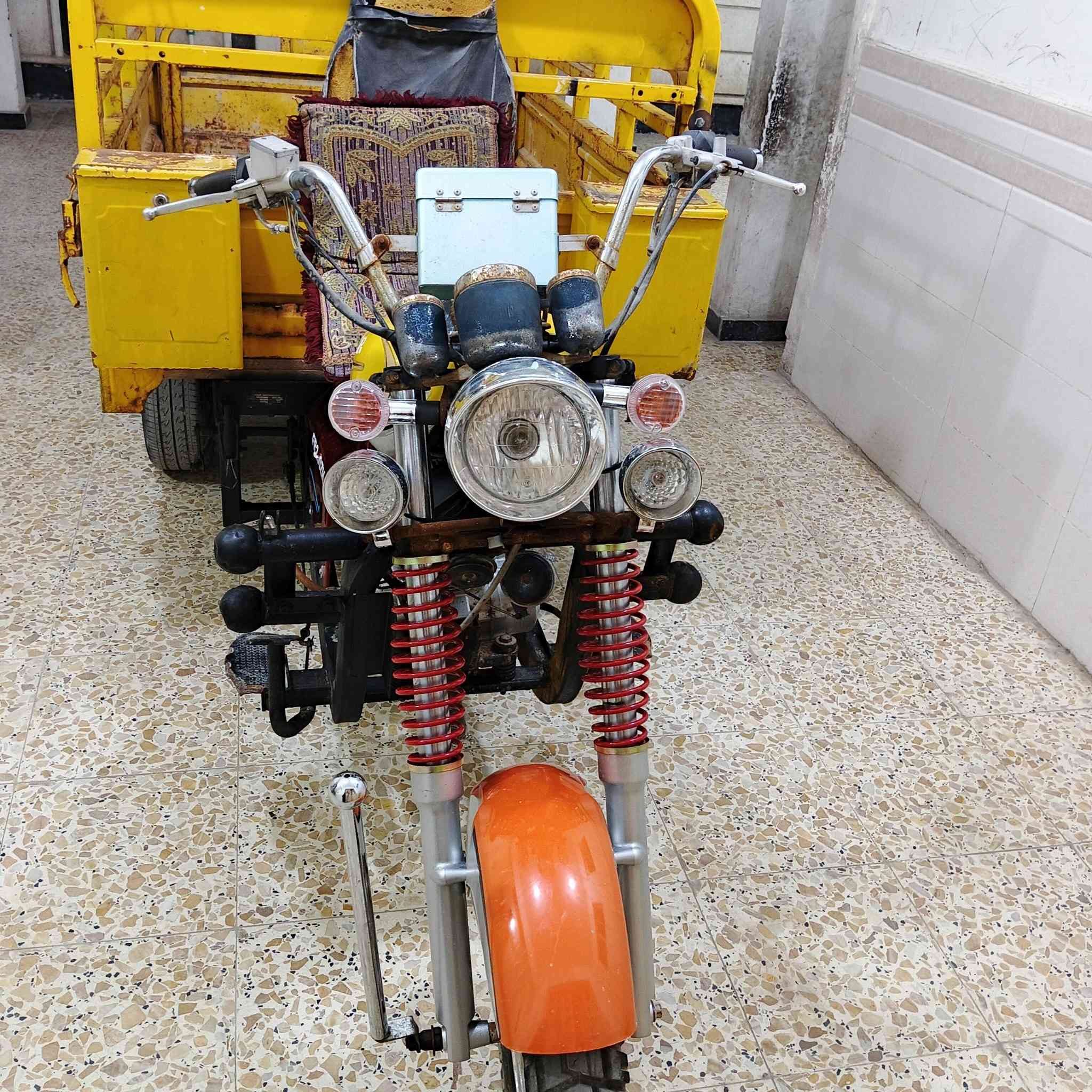 البيع ستوته اوراق مديل 2020.  سعر 1250 وبيه مجال 
سكن بصره حيانيه ستفسار ***********بي واتساب
