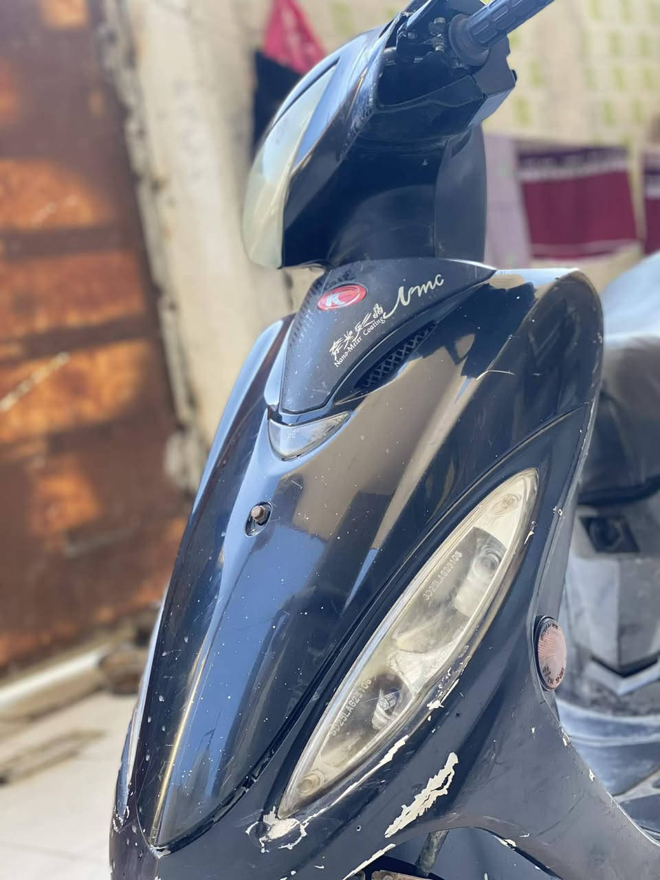 السلا عليكم دراجه جي فور كامكو للبيع اومراوس دراجه جديده مكفوله وجاهزه شرط نكره سلف هندر دكه وحده الدراجه مفتوحه اشاير عالي ناصي كلشي شغال بريكات وره وكدام قفل سكان تواير جدد  دبلات شغالات مو فاكسات مكينه ناعمه وخرسه شرط شلعه ومعدل عدادات كلشي شغال بيه السعر 300وبيه مجال للشراي وبي خير ويدلل المكان ناصريه مركز رقم الهاتف *********** او تواصل خاص وبخدمتكم
