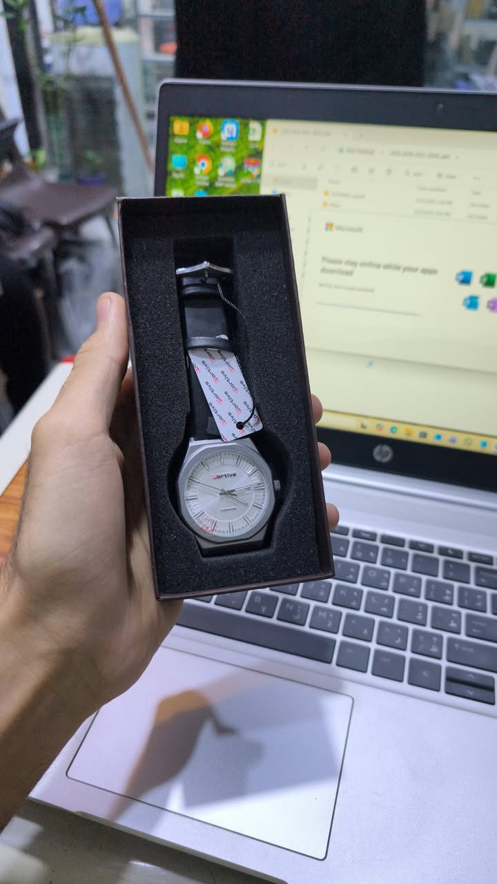 سلام عليكم متوفر ساعات كوبي ماستر اصليه ضمان سنه قطع كلش حلوات الي يريد وحده يتفضل خاص ويدلل موجود توصيل اذا تردون


**إذا كنت صاحب هذا الإعلان وتريد حذفه لأي سبب، رجاءا أرسل رسالة إلى الدعم الفني**