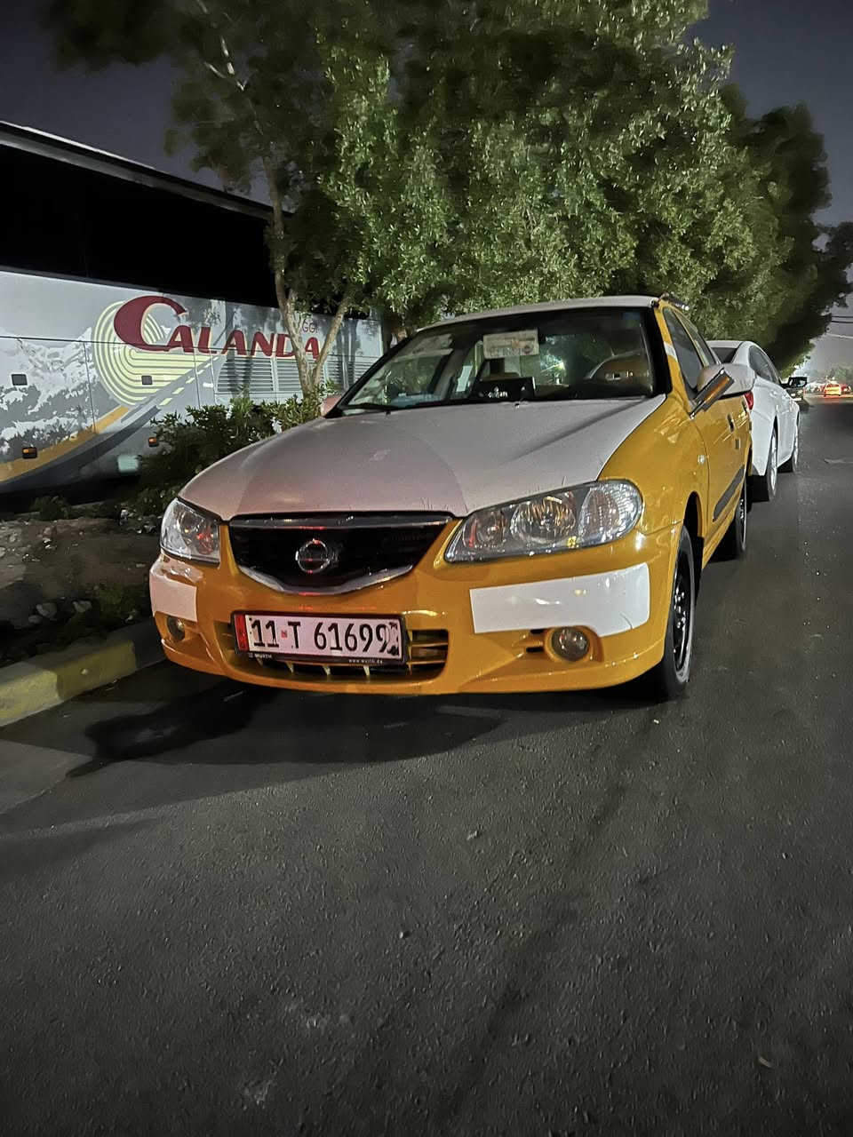 السلام عليكم سني ياباني 2011 موسسه كير محرك تبريد تدفئه كلهه شغاله منضومه زنون شاشه تاب تخم تاير جديد دوشمه عام محرك 1800 قبق اسود سياره معيوده بدون دواخل هيئه غرامات مصفره رقم بغداد بسمي احولك ثاني يوم مكاني بغداد حي العامل  سعر 80 ورقه للستفسار *********** بيع او مراوس ابخصوصي
