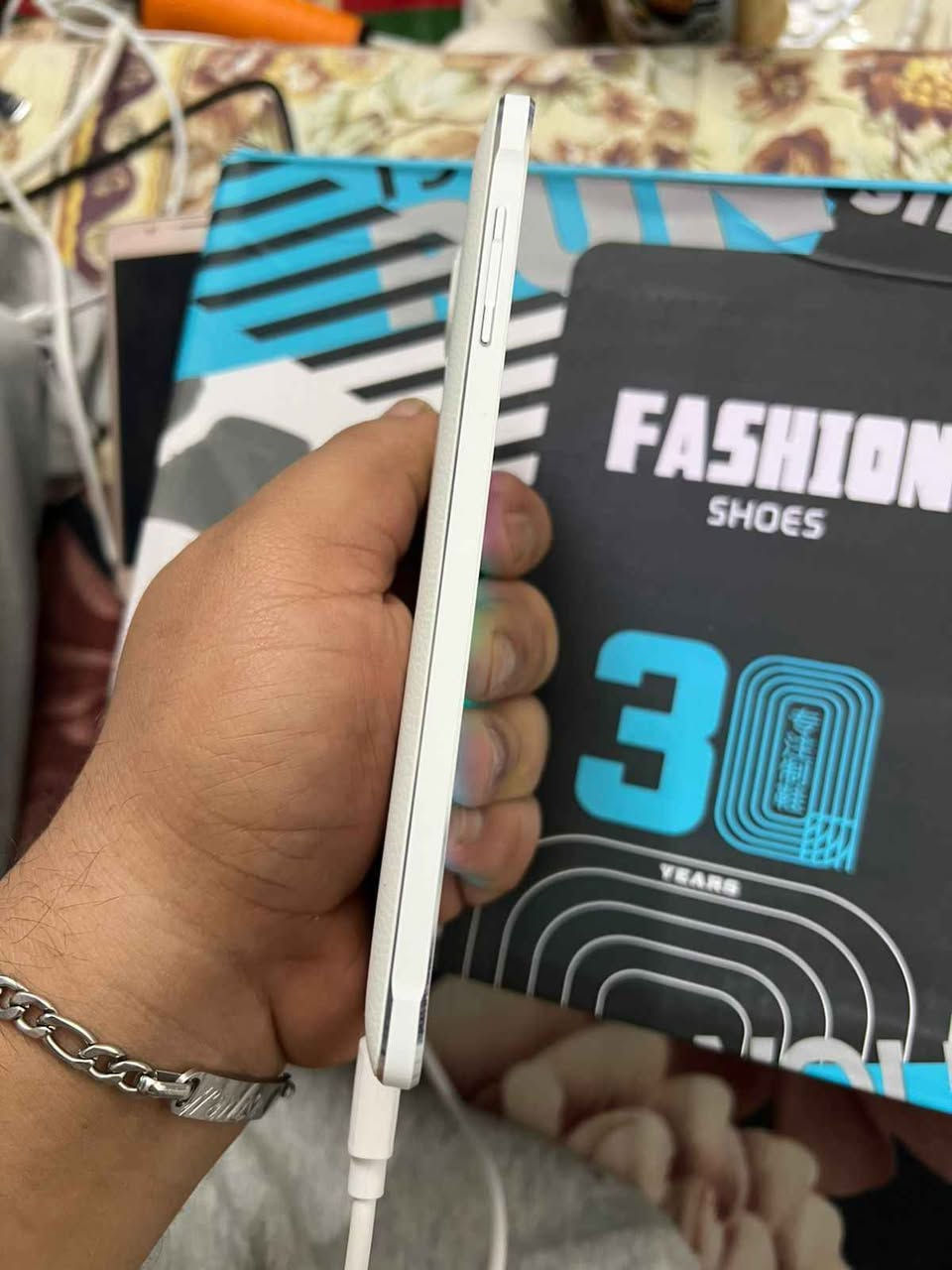 نوت 4 جديد لزكاته بي مكفول بطاريه جديده للبيع فقط السعر 60 الف اسعار ثابته مكاني بغداد الحريه او ساحة عدن *********** وتساب فقط بغداد, العراق
