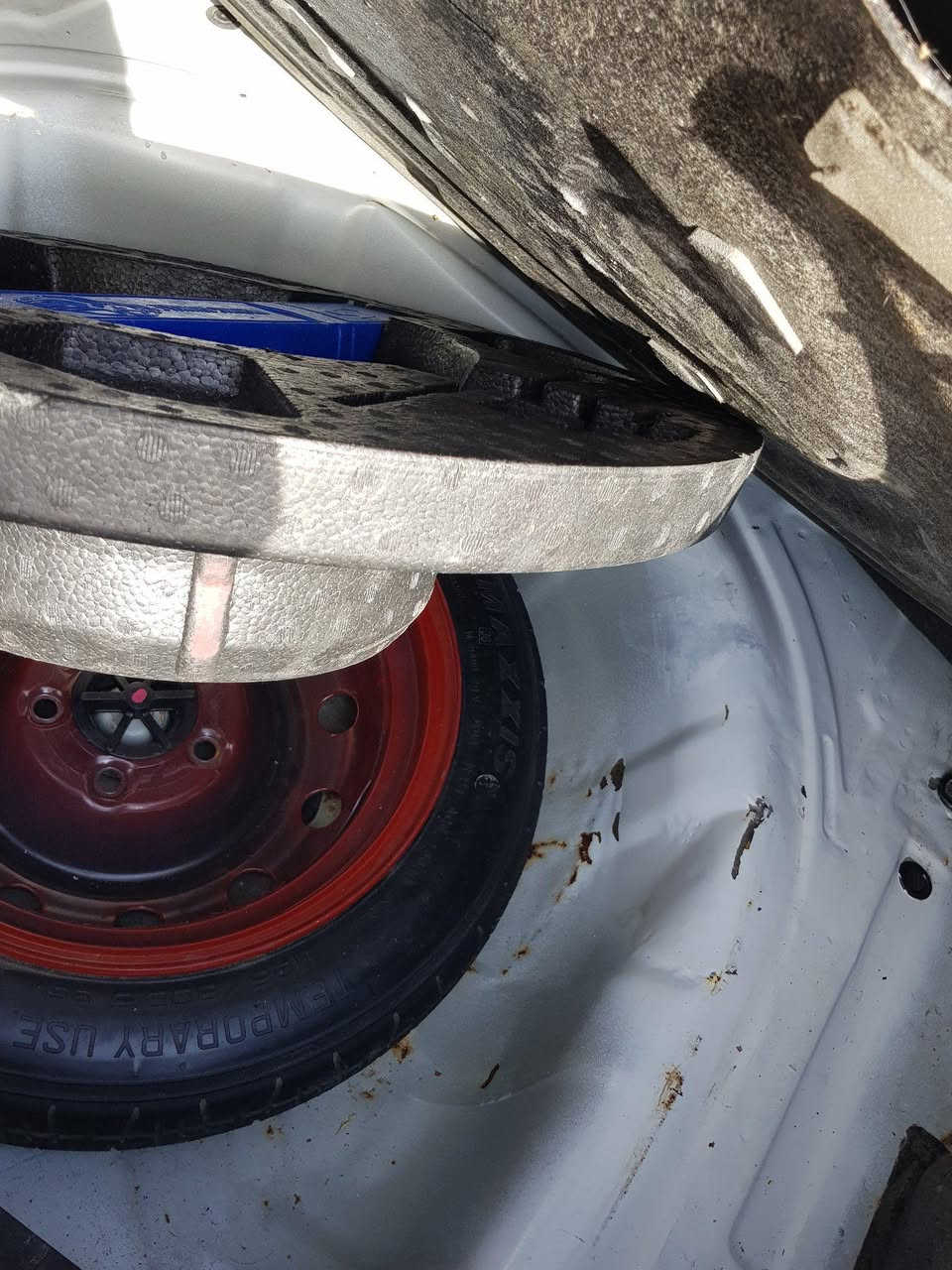 بۆ فرۆشتن, مۆدێل 2009, قەپات ماسەفات بەس سلاید نیە, ECO,گێچ وەنەوشە,بەسمە,ناو ڕەش, کوشن جڵدو پەرۆ, ئاوێنە ئیشاڕەت, ئیستۆپ لاید لێزەر, چەمەلاخی پشتەوە لێدراوێکی بچوکی هەیە, نرخ 54وەرەقە و مەحامەلەیەکی کەم, شوێن سەنگەسەر, سەیارەکە هی مننیە موشتەری تێل بکە بۆ خاوەنەکەی   {***********} رانية, السليمانية
