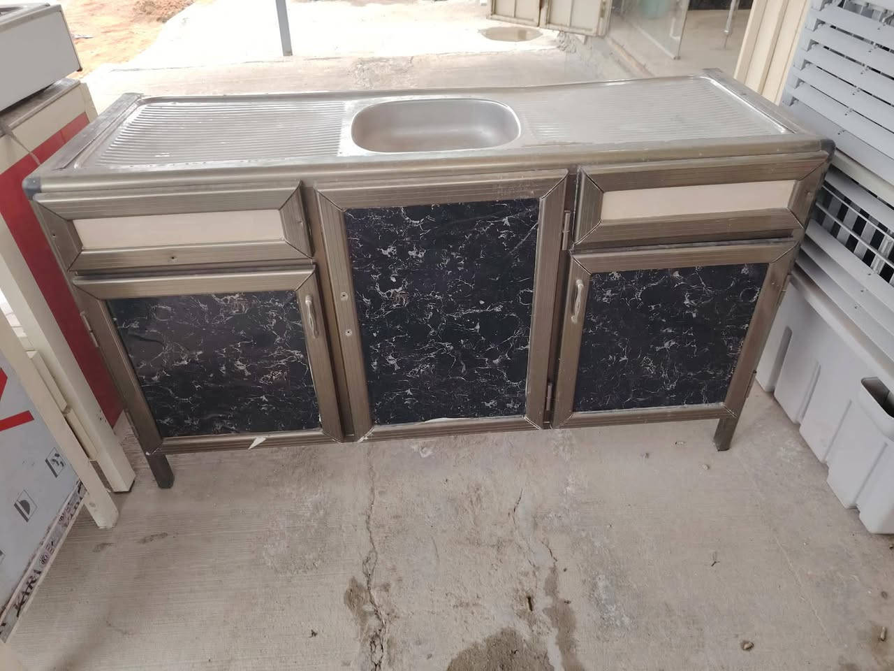 سنك حطاطه سعودي 
قياس متر ونص 
فقط جرارات لاغيهن 
السعر ٥٠ الف 
فلوجه


**إذا كنت صاحب هذا الإعلان وتريد حذفه لأي سبب، رجاءا أرسل رسالة إلى الدعم الفني**