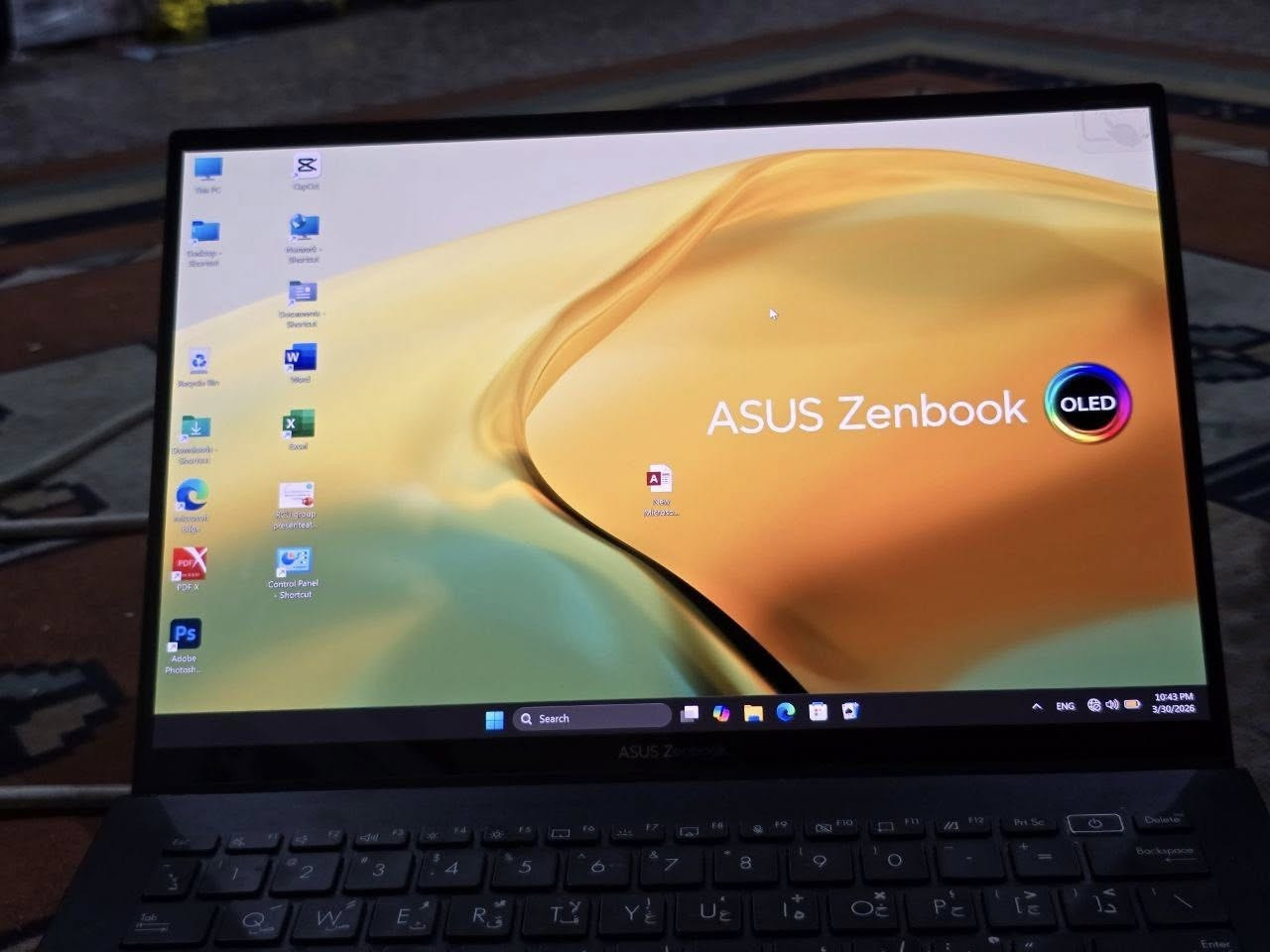 💻 للبيع: ASUS Zenbook 14 OLED (نظيف جداً)

🔹 المواصفات:
- Ryzen 5 7530U  
- شاشة 14 إنج OLED دقة 2.8K – 90Hz 🔥  
- RAM: 8GB  
- SSD: 256GB  
- كرت شاشة Radeon  
- نظام Windows 11  
- صوت Harman Kardon  

🔋 البطارية: ممتازة (حوالي85% + استخدام خفيف)  
🔄 عدد دورات الشحن: 105 فقط  

✨ الحالة: نظيف جداً، استعمال قليل، بدون مشاكل 

💰 السعر:  خاص  
  

📍 المكان: [بغداد حي الجهاد]  
📩  خاص  

🔥 جهاز خفيف وراقي جداً، مناسب دراسة  وشغل وتصميم وخفيف الوزن (ريشة)


**إذا كنت صاحب هذا الإعلان وتريد حذفه لأي سبب، رجاءا أرسل رسالة إلى الدعم الفني**