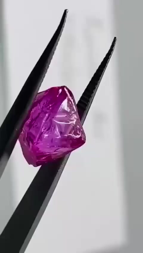 Natural pink diamond
Origine kono mines
35 ct
Price 11000 usd
00212676684300
Worldwide shipment


**إذا كنت صاحب هذا الإعلان وتريد حذفه لأي سبب، رجاءا أرسل رسالة إلى الدعم الفني**