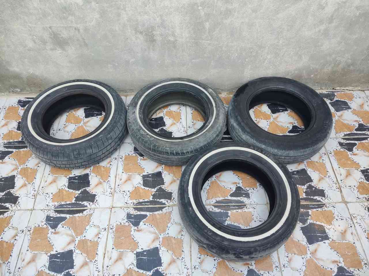 سلام عليكم تخم تاير 14/185/65 نضيفات للبيع 3 خطة واحد بدون خطة المكان نجف حولي السعر قيمة وخضة الستفسار ***********
