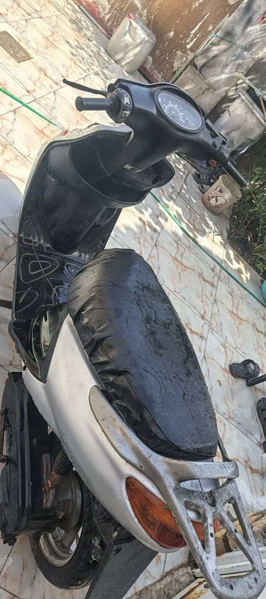 دراجه اكزز فحل شغاله سلف و هندر اشاير بگ لايت كامله مابيها اي نقص اطلع بيها وين مايعجبك مكينه ناعمه تخبل شلعه قويه ب250وبيها مجال مكاني بلفضليه رقمي ***********
