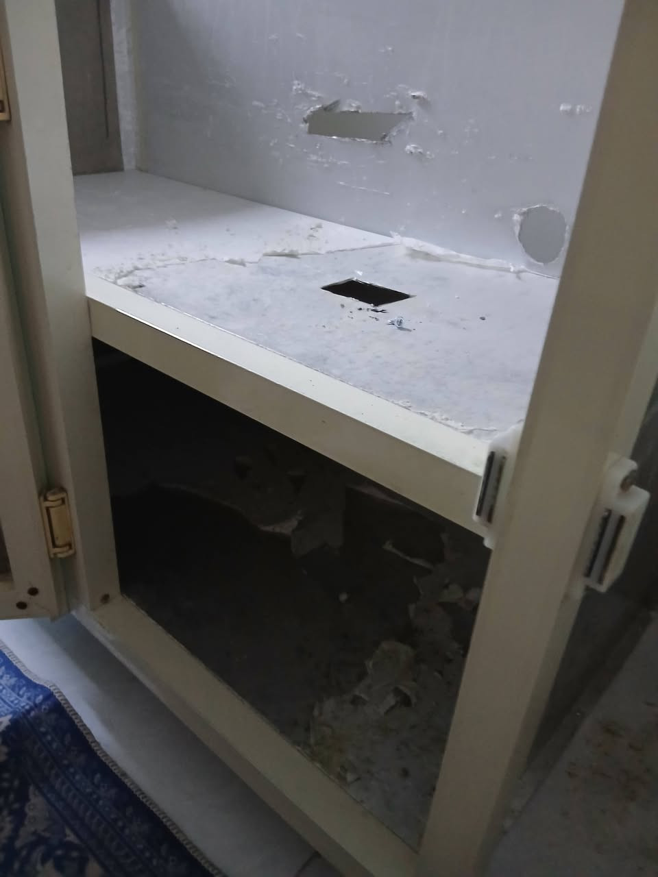 سنك مرمر قياس متر و٢٠ ومجمده حجم ٨قدم نضيفه مداخله تصليح الدورة البعيثة


**إذا كنت صاحب هذا الإعلان وتريد حذفه لأي سبب، رجاءا أرسل رسالة إلى الدعم الفني**