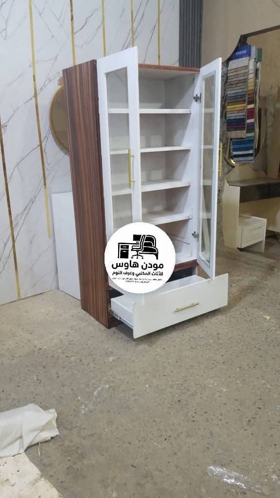 **"عرض لا يفوت... لفتره محدوده فقط! 😍**
**دولاب متعدد الاستخدام بحجم فعال... يصل إاليك في اسرع وقت عند الطلب. 🚚**
**خصم هائل و شحن باقل الاسعار على جميع الطلبات! 🎁**
**مميزات الدولاب:**
- 🌟 حجم فعال: عرض 80 سم x ارتفاع 170 سم x عمق 42 سم
- 🔒 رنج داخلي وخارجي ناري ضد الخدش
- 🎨 ألوان متعددة متوفرة:
 - بيج 
 - بني 
 - أبيض 
 - رمادي 
 - أسود
- 🚚 شحن سريع في جميع أنحاء البلاد في 24 ساعة فقط!
**خدماتنا:**
- 📦 توصيل سريع داخل العاصمة 
- 🎨 تجهيز حسب اللون المطلوب في 24 ساعة، يصلك في أسرع وقت!
**اطلب الآن و استفد من هذا العرض المحدود! 📞**
📞 اتصل بنا: 779852939
📲 واتساب: 0779 852 939 
**لا تنتظر... العرض سينتهي قريباً! ⏰**"


**إذا كنت صاحب هذا الإعلان وتريد حذفه لأي سبب، رجاءا أرسل رسالة إلى الدعم الفني**