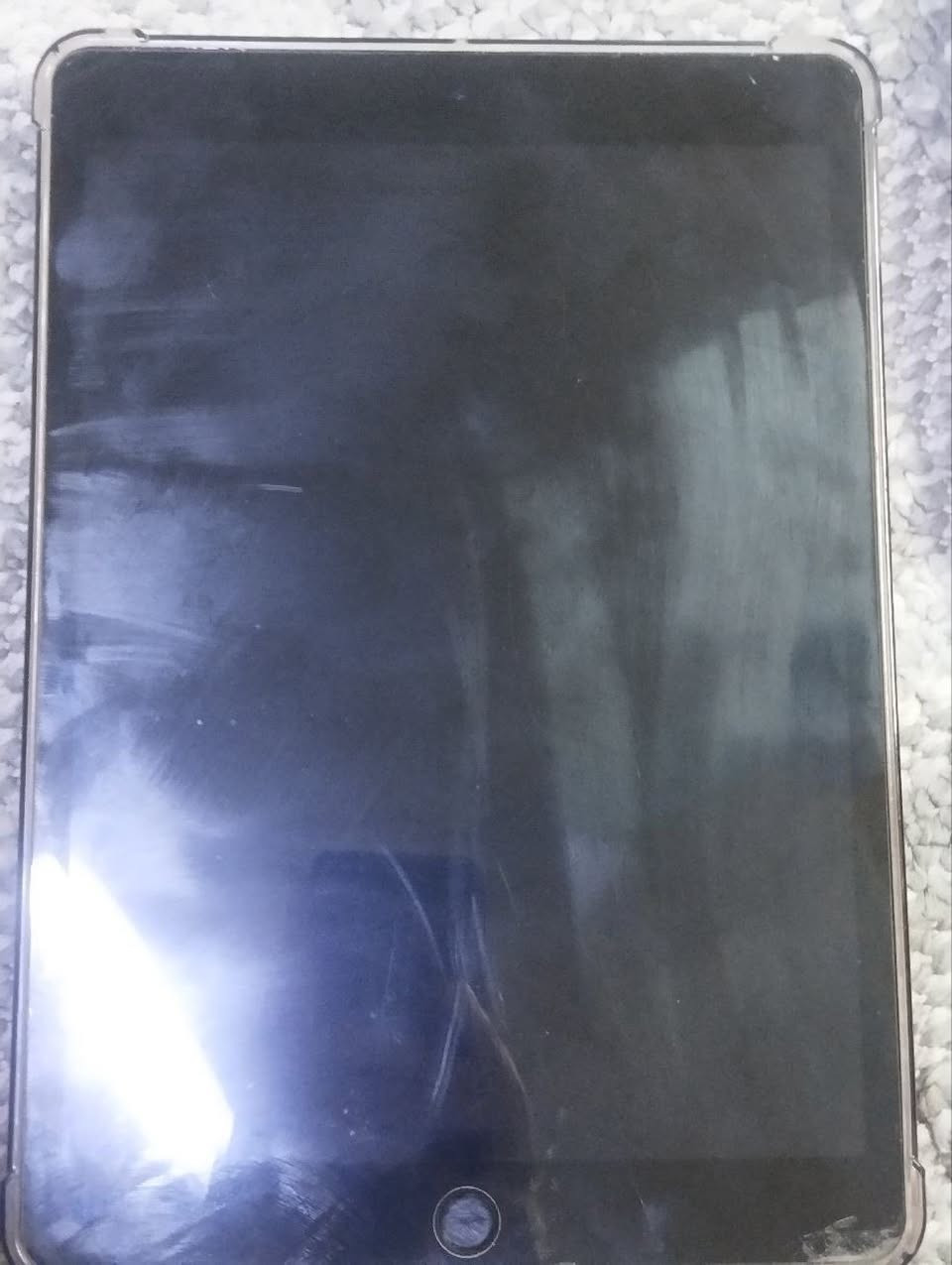 ايباد iPhone9  مبدل شاشه /السعر150 الف
#بسمايه


**إذا كنت صاحب هذا الإعلان وتريد حذفه لأي سبب، رجاءا أرسل رسالة إلى الدعم الفني**