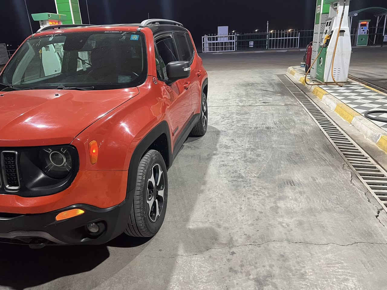 جيب رانكيد 2019 لون مميز🍑🍑 حادث بسيط جدآ سياره جديده كلش ماشيه 50 الف فقط فول مواصفات عدا البانوراما فور ويل سياره تو كلور قماره اسود بلادي…

مكان السياره/بابل القاسم
السعر/135
***********
