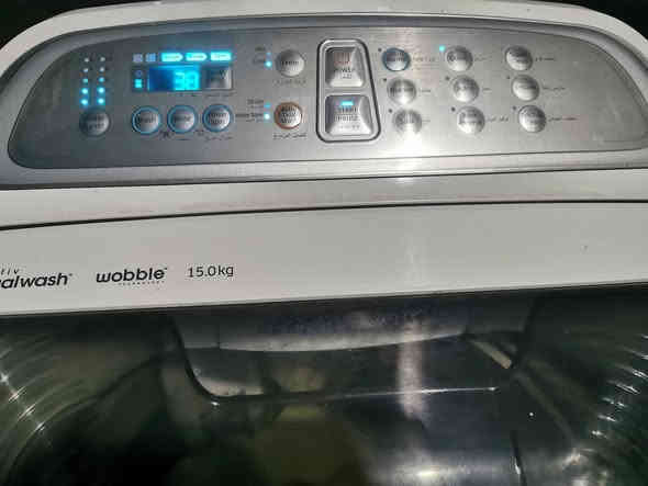 غه ساله ي به تاني شوشتن ماركه ي سامسونك 15كيلو به شه رت زور خاوينه نرخي 80هه زار شوين حاجياوا *********** رانية
