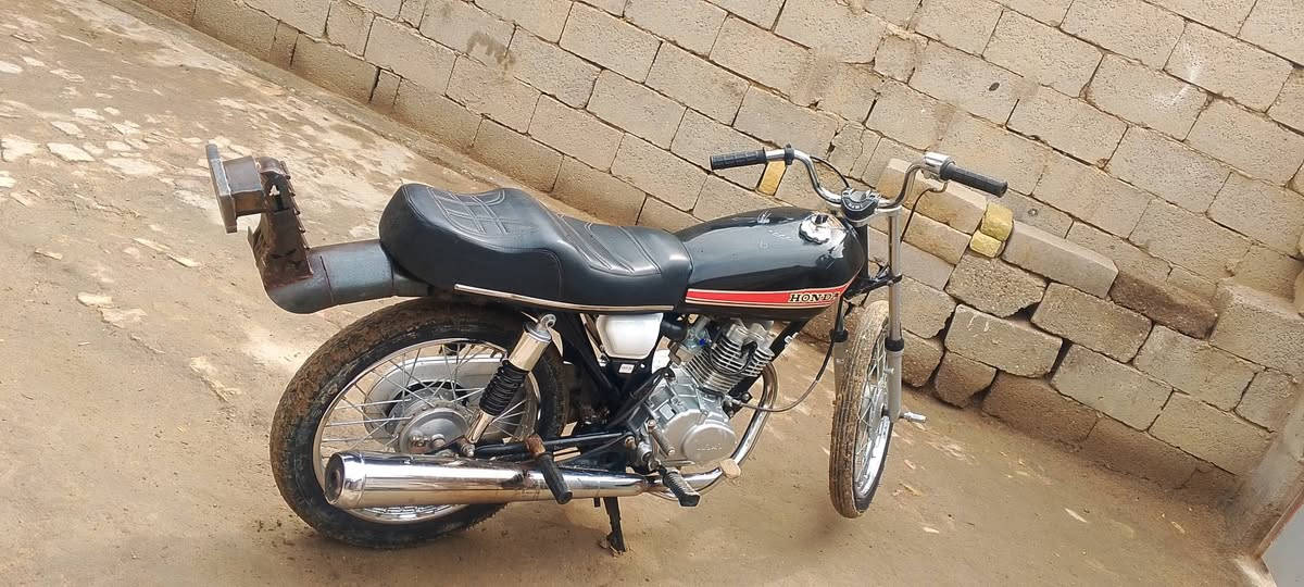 سلام عليكم دراجه البيع
فول نضافه سعرخاص مكفوله خاص مفتوح 👍


**إذا كنت صاحب هذا الإعلان وتريد حذفه لأي سبب، رجاءا أرسل رسالة إلى الدعم الفني**