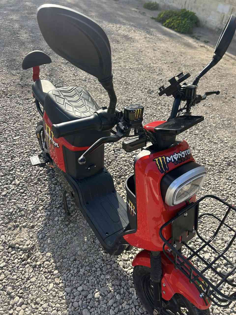 دراجه شحن للبيع
لون احمر 

فول مواصفات

بطاريات جدد 

دراجه حلوه ونضيفه 

3 گير

السعر 350

المكان 📍

بغداد شارع فلسطين تقاطع الموال

رقم او وتساب 

***********
