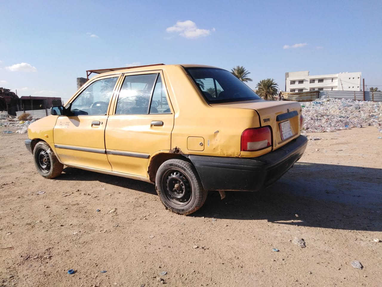 سايبة للبيع 2015
***********
كير مكفول
مكينة بيها تنقيص
