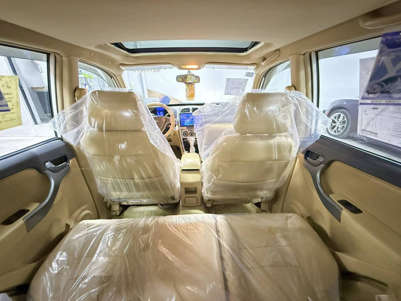 .
عندي شيري تيكو للبيع ٢٠١٤رقم بغداد جديد بسمي
سياره مكفوله محرك٢٠٠٠ كير ميكانيكي نضيفات 
سياره جديده وجهزه من كلشي وعلى يدي  كلش نضيفه
مكاني بغداد ***********
