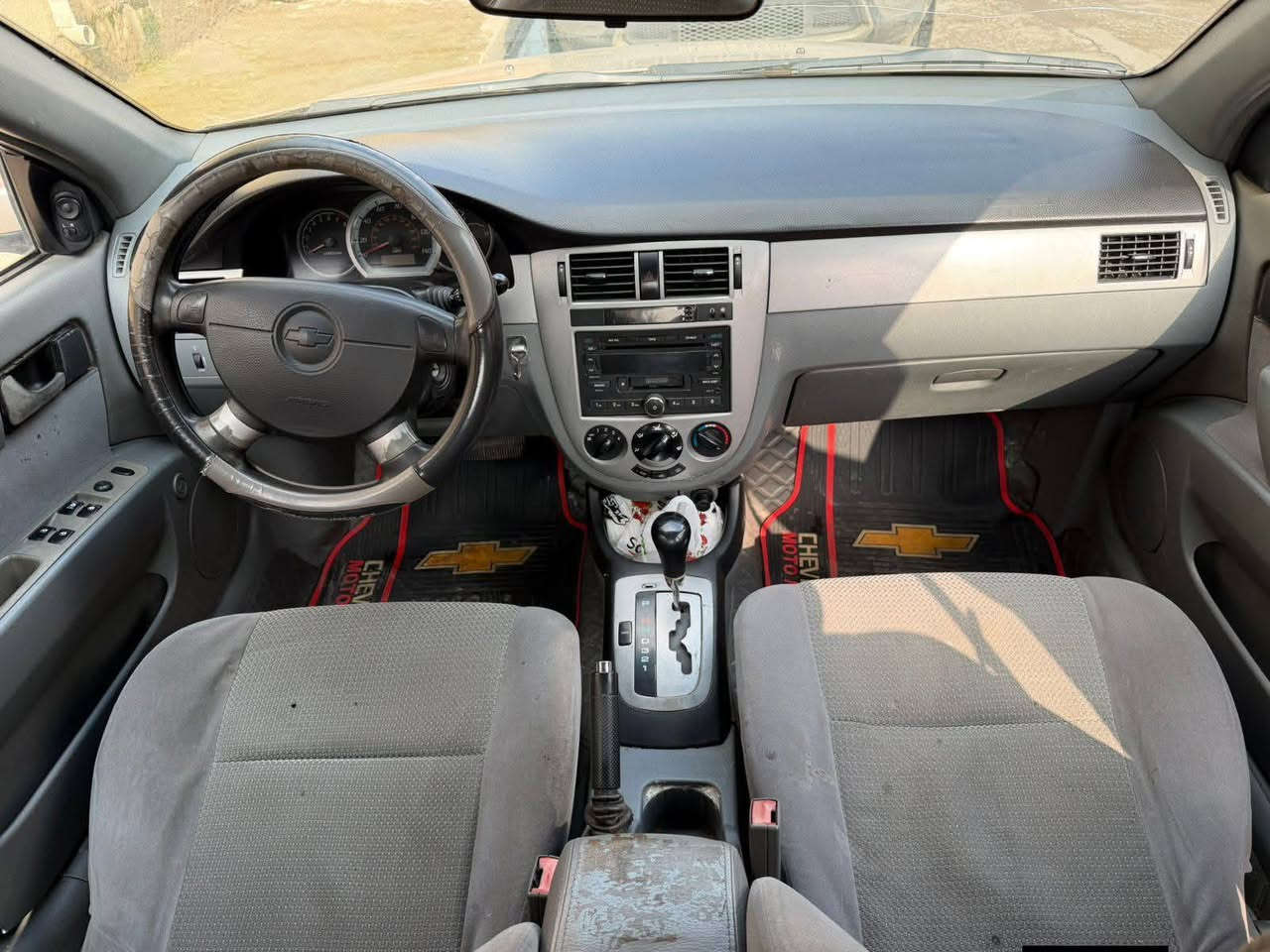 السعر 62$$           ***********
اوبتره موديل 2007 مكينه كير شرط تبريد شغال كير
توماتيك جامات كهرب صبغ عام بدون دواخل سنويه رقم جديد بأسمي رقم مميز طخم أمامي خلفي جديد
