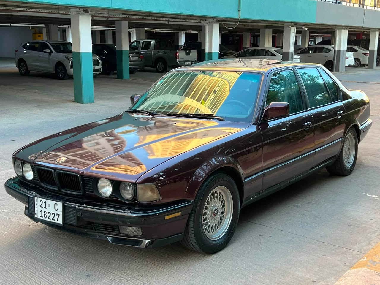 بسم لله الرحمان الرحیم 
بیئیم 1991
8 سلندر 
بیلاد 740i 
فول فول مواصفات 
بيلاد اوتوماتيك محور الي عادي كير سبورت 
اكسل سبورت 
ب شرط كلشي 
سنوية جديد لحد ٢٠٣٠ 
***********
