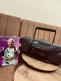 📻 لعشاق الزمن الجميل والأنتيك –  مسجل وراديو AKAI للبيع! الماركة: AKAI...