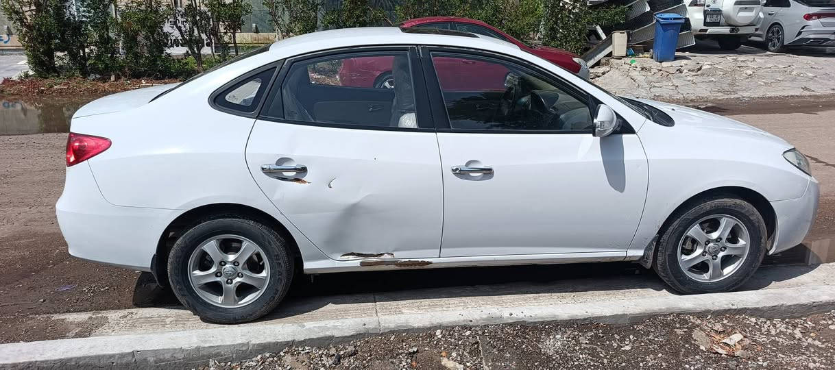 سلام عليكم لبيع النتره موديل 11 محرك 2000 مكفوله من ضربه قطعتين صبغ محرك كير صدر جديد بكاني بغداد شارع فلسطين سعر 114 رقمي ***********
