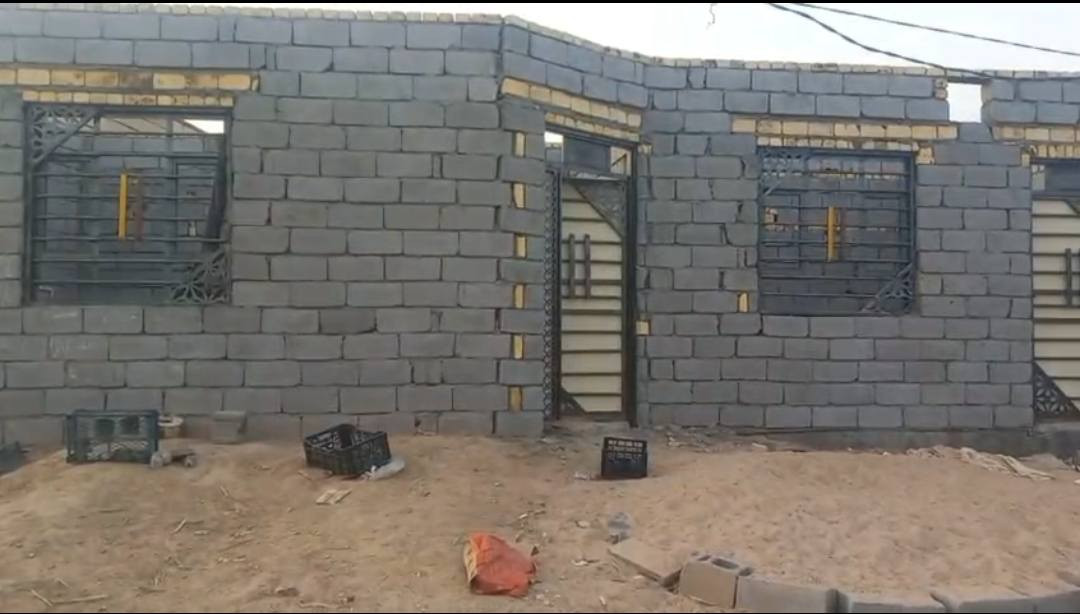 هيكل زراعي للبيع، منطقة الشوفة قرب السيطرة على الشارع العام الرئيسي.
مساحته 200م، واجهة 12 ونزال 17.
تتوفر فيه جميع الخدمات: ماء وكهرباء.
الأساس كونكريت مسلّح، والبتلو طابوق، والبناء بلوك كهربائي.
السياج الخارجي بعده مامبني .
بي وصل معاملة تطويب.
السعر 30 وبها مجال
التواصل: *********** ناصرية, ذي قار
