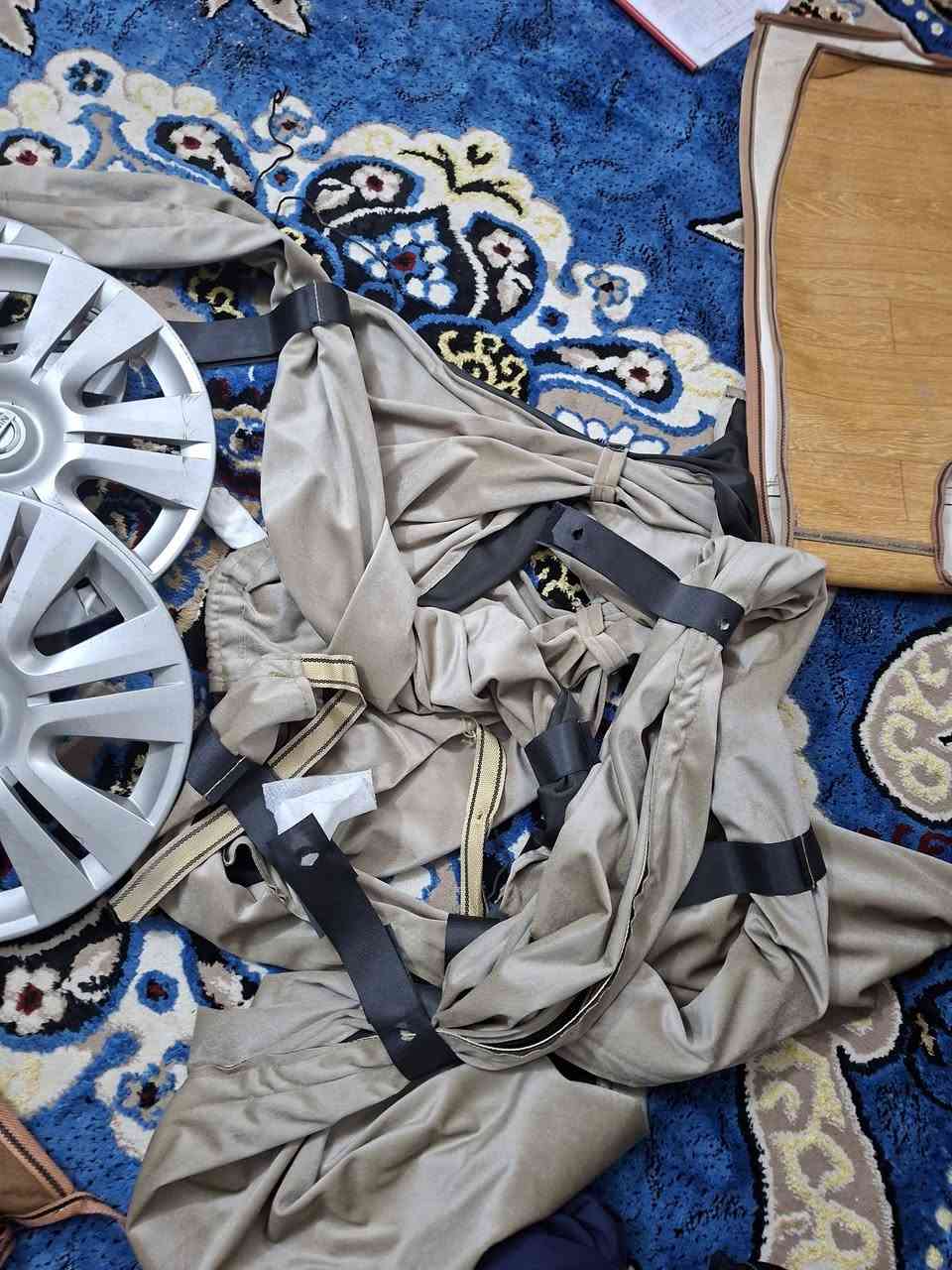 سلام عليكم بردات وسفاري مال نيسان ٢٥ السياحي كبات بوشيات ٢
السعر
البردات جدد بعد ٧٥
السفاري ٧٥
الكبات٤٠
البوشيات الوحدة ب١٥
***********
