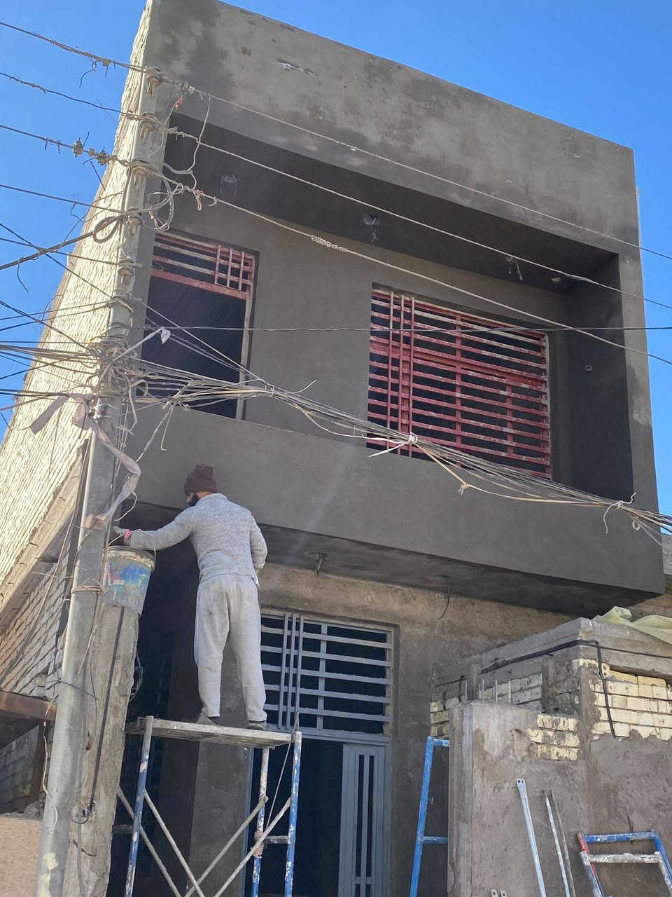 لباخ متفرغ حاليا سمنت وجص وبورك شغل درجة اولى شرط اشراف هندسي عملي متر وكباله ***********

