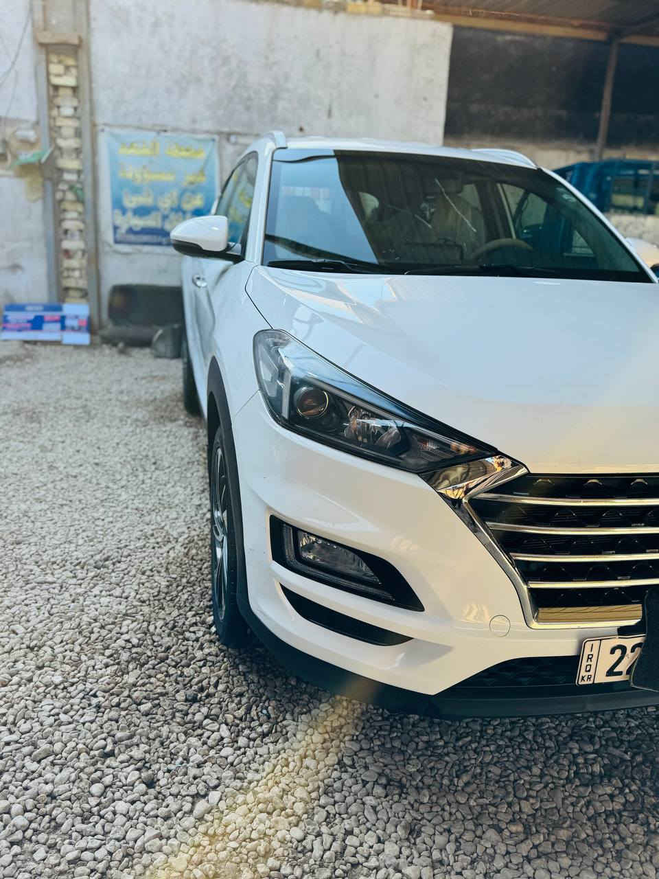 السلام عليكم
توسان للبيع 2019خليجي فول مواصفات 
السياره مكفوله كفاله عامه رقم اربيل دولي 
(ما عدا بارد ثلاث قطع ازغار) 
مكان السياره نجف  
السعر 195اوبي مجال 
الاستفسار اكثر على الرقم ***********بي واتساب
