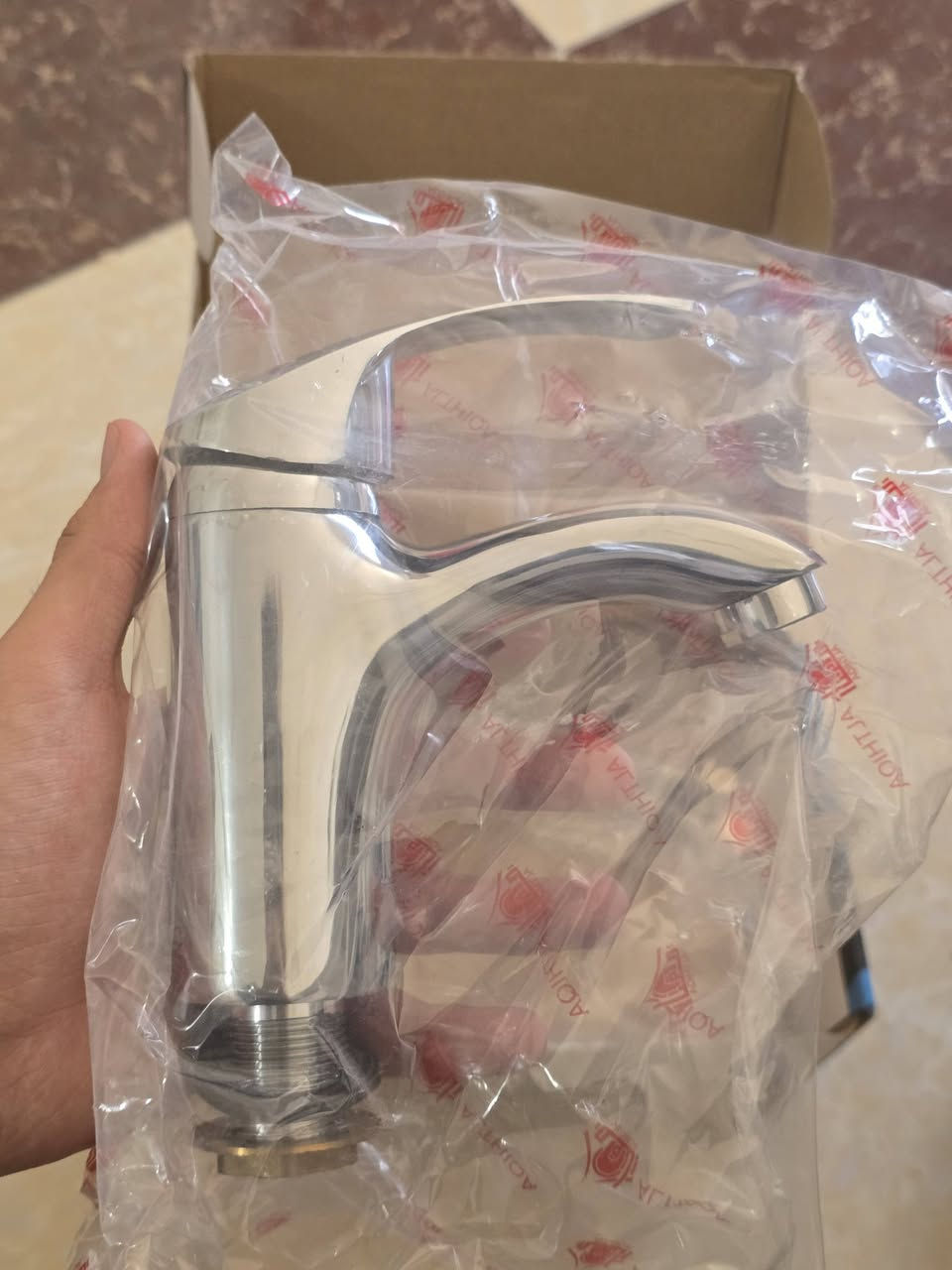للبيع خلاط جديد بالكامل سعره 15 الف وبي مجال
الدوانيه الاسكان قرب البانزين خانه 
للتواصل ***********
