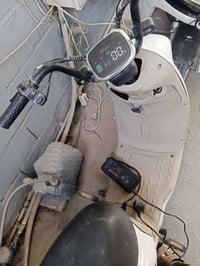 دراجه شحن 5 بطاريات نص عمر دراجه موديل 2024 بيها نقوصات بسيطه السعر 17...