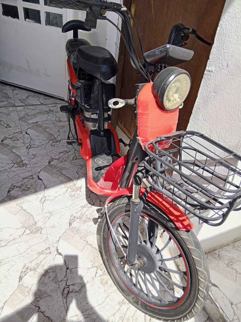 سلام عليكم باسكل نضيف بس بطاريات تعبانه
سعر.100


**إذا كنت صاحب هذا الإعلان وتريد حذفه لأي سبب، رجاءا أرسل رسالة إلى الدعم الفني**