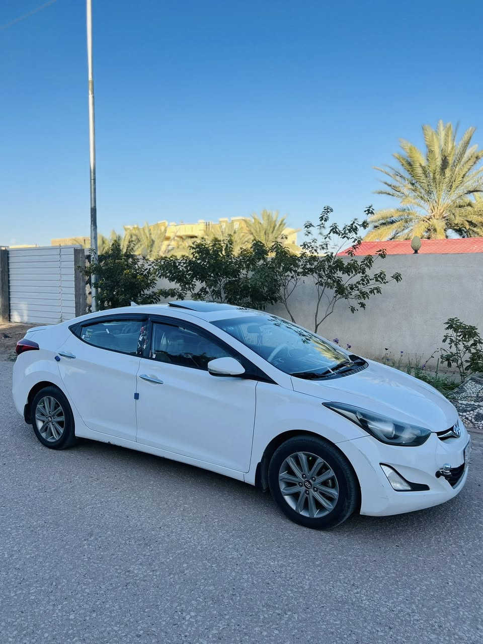 سلام عليكم النترا 2015 خليجي رقم بغداد سنويه 2027 كير ومحرك وحداديه كفاله سياره كفاله عامه ماعدالبنسد  صبغ رش فقط بدون فتح شرط سونار ابيعك فقط الباقي كفاله عامه كير حداديه محرك تخم تاير+تبريد تدفئه شغال جاهزه الاخير مكينه2000دوش
السعر 126 وبيها مجال 
رقم الهاتف ***********
مامتواجد بلخاص👆👆
مواصفات السياره 
شاشه 
تحكم استرين 
كامره 
حساسات 
ويل كروم
