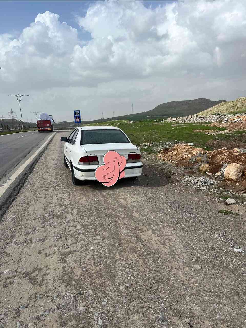 سمند 2010 بغداد
مكينه جديدة وكير وحدادية وكهربائيات وتبريد وتدفئة وكلشي كامل بالسيارة هزه جديدة باقي بس تحويل سنوية نهاية 26 

ترايك بصرة كوردستان والصور توضح مكاني كربلاء 
بيها صبغ قبق البانزين يعني جاملغ وباب صدر مبدل ومصبوغ  الباب القديم موجود 
السيارة مكانها كربلاء 
السعر 33 وبيها مجال 
***********
