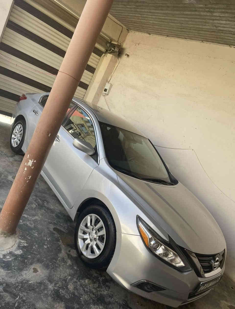 ئاڵتیما 2018 ئەمریکی مواسەفاتs شتی پاکی دانوسقە زۆر پاکە سەیارەکە زۆر جوانەو پاکە بەردی ساڵان سای بەشەرت سەنەوی تا 2029 تازەیە ڕەقەمی تازەیە ڕادارە بەسمەیە سەیارەکە هەیکلەی زۆر جوانە ماڵی دۆستە ناوەکەی زۆر پاکو جوان ماوەتەوە زۆر مواسەفاتی تر. ***********
