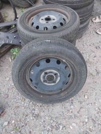 تخم ويل مع الاطارات كيا بيكانتو وارد كوريا قياس 165/60/14السعر ١٠٠ الف...