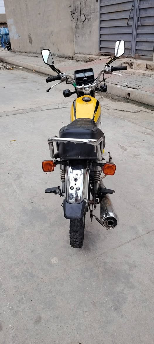 ماطور البيع محرك درجه واله
السعر 250
بي مجال الشراي ويدلل علينه العنوان كركوك حي العسكري رقم المبايل /***********متواجد وتساب الماعنده رصيد 🤣😂
