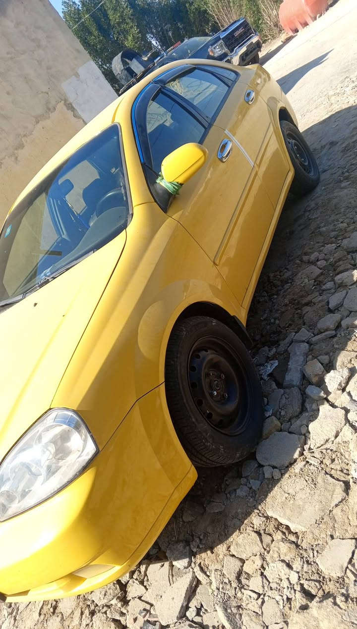 السلام عليكم اوبترا للبيع موديل 11 بيه ضربه بل جاملغ الي وره السايق محرك وكير خير من الله تبريد شرط عوزه بس غاز رقم ذي قار سنويه لل 2030 مكان ناصريه مركز للتواصل ***********
