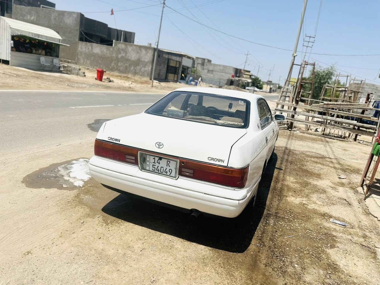 #كراون بطه  فصل موديل 1993 مكينه كير حداده تخم تاير 
السياره مال جناي ومتعوب عليها ما تخسر عليها الف 
تبريد شغال لايت زنون كهربائيات كلها شغاله سنويه لل29
رقم انكليزي السياره باسمنه تحويل ثاني يوم السعر 66 بيها مجال للشراي العنوان البصره القرنه *********** مكلف بالنشر رقم متوفر واتساب
