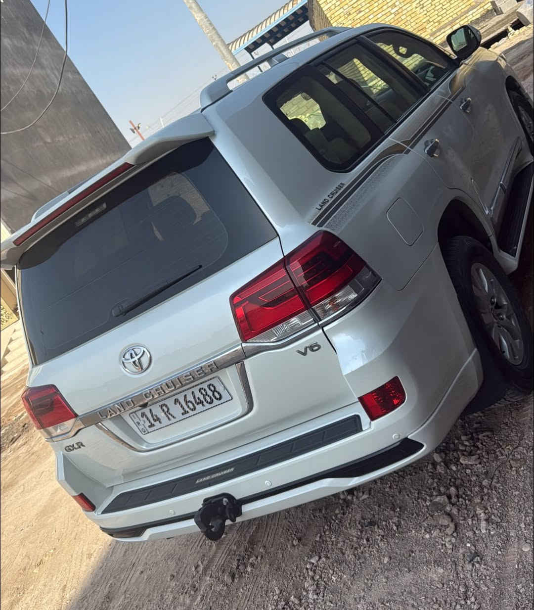 السلام عليكم
لاندكروزر GXR V6 للبيع او المراوس رقم بصرة بأسمي داخل جلد بيجي كشنات كهرباء فتحة تشغيل عن بعد جام يصعد وينزل بالبصمة وباقي المواصفات المعروفة السيارة مابيها اي نقص وحتى ماطالعة خارج البصرة  اروح بيها للدوام وارجع السعر (410)
 
للتواصل ***********
***********
