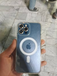 ايفون 12 برو ماكس  للبيع مبدل شاشه اصليه وبطاريه  السعر 300 وبي مجال ر...