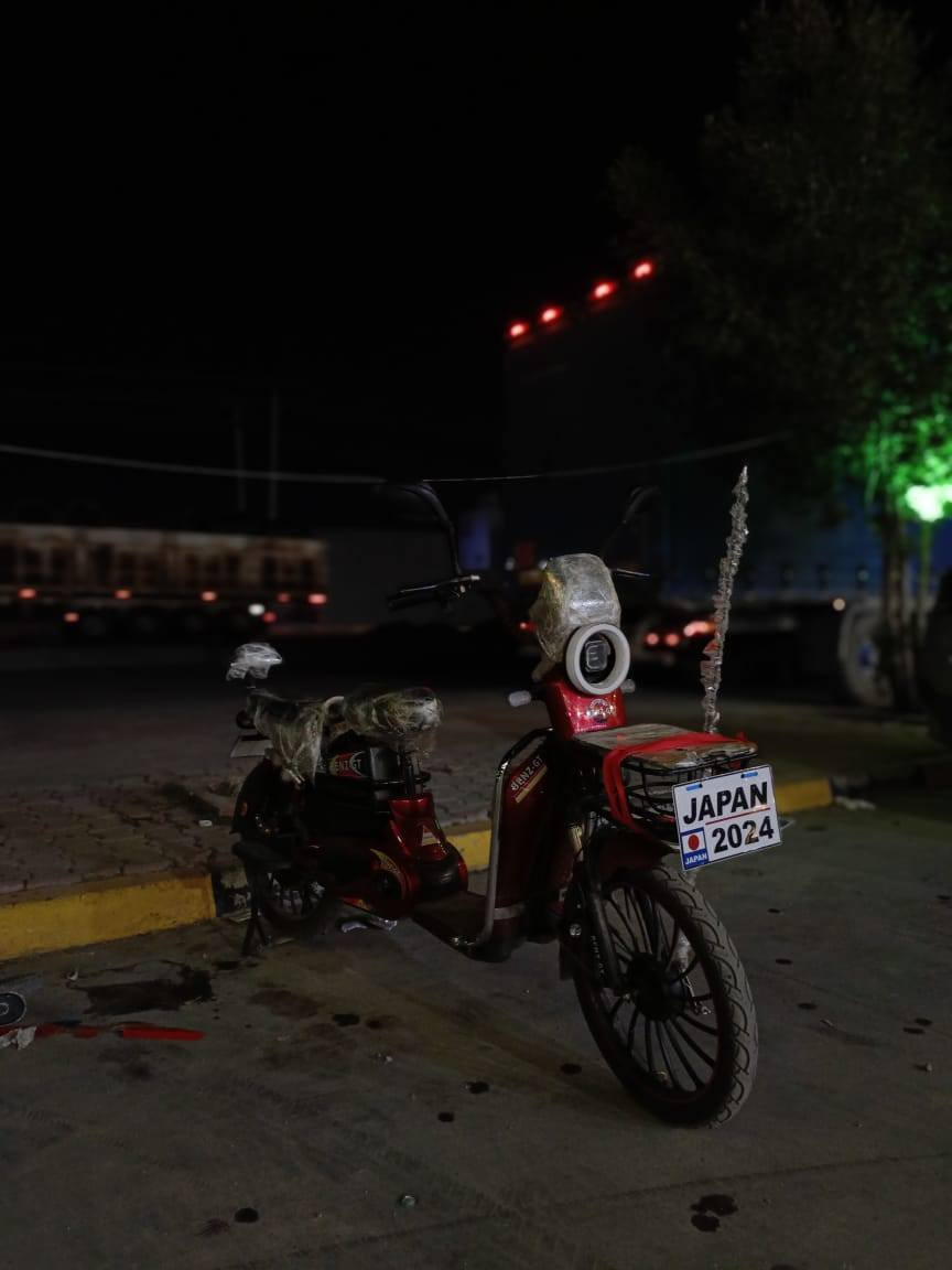 سلام عليكم ماطور للبيع شحن اي نقص مابي باتري جديد كلش نضيف 4000 ماشي تعال خاص وتدلل


**إذا كنت صاحب هذا الإعلان وتريد حذفه لأي سبب، رجاءا أرسل رسالة إلى الدعم الفني**