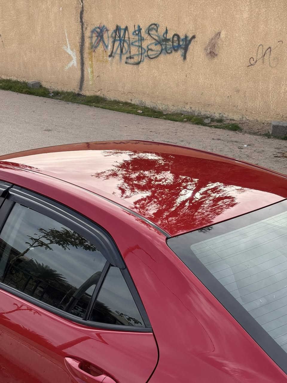 كورلا 2017 le للبيع

ضرر بنيد وجاملغ مبدل بدون قطره دواخل 

سنويه رقم جديد بأسمي شرط التحويل 

مكينه وكير خير من الله 

رادار حجر بيئه موجود 

بدون بارد 

السعر 135 وبيه مجال 

مكان السياره - ديالى - المقداديه 

رقم الهاتف ***********
