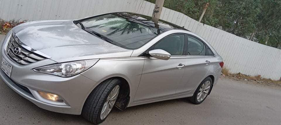 السلام عليكم
سوناتا ٢٠١١ للبيع فول مواصفات بصمه 
بانوراما تدفئة بالكشنات
سياره خليجي 
بيها اربع قطع صبغ 
گير ومكينه مكفول
تبريد شغال 
ماشيه ١٧٨
رقم بغداد 
عنوان السياره بغداد البلديات 
للاستفسار الاتصال ***********
