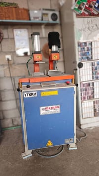 معمل.للبيع. سليم.. بلاستك أبواب وشبابيك كامل متكامل مع عواجه كاونترت ا...