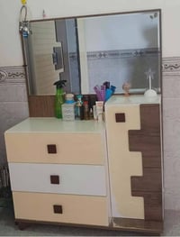 غرفة نوم • بلا عيب • رخيص