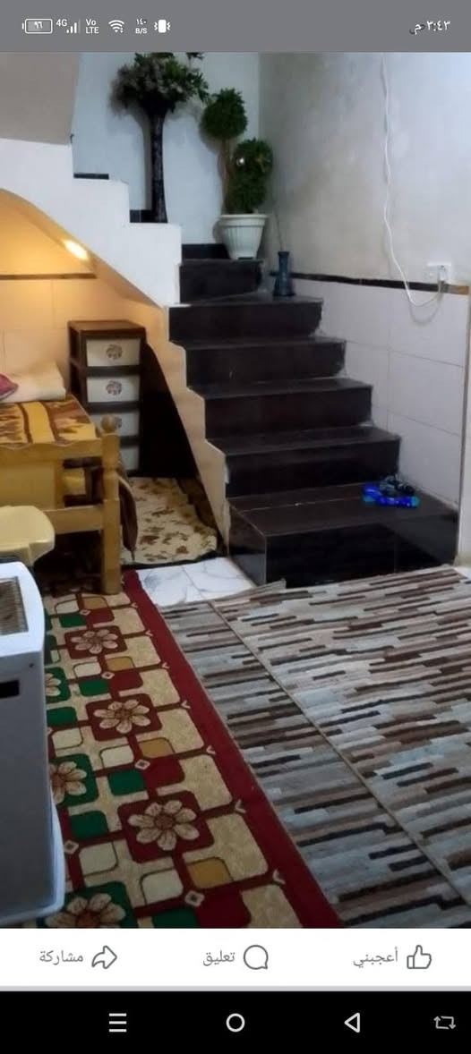 بيت للبيع مساحه 90متر بناء 2020
السلام عليكم بيت للبيع في حي البساتين شارع احمد الوائلي  قريب عل منطقة الشعب
ـــــــــــــــــــــــــــــــــــــــ
مساحته90 متر 
زراعي سند 25
يتكون بيت: غرفه وحده واستقبال وحمامين وصاله ومطبخ جبير 
ــــــــــــــــــــــــــــــــــ
سعر بيت:110
رقم صاحب الدار
***********
