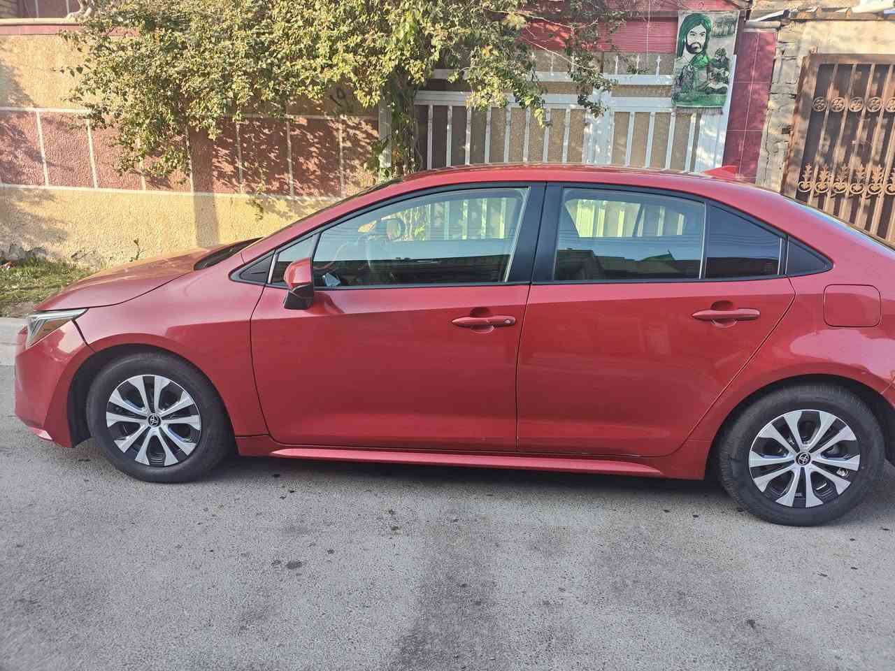 كورلا هايبرد ٢٠٢١ امريكي ٣ قطع جاملغ وبنيد وباب سياره بسمي سعرهه ١٣٥ ورقه وبيهه مجال بسيط مكاني حي الجهاد هاتف ***********
