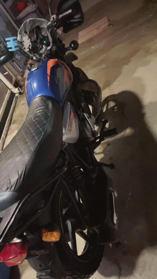 السلام عليكم بوكسر 22 للبيع مجفته شركه رقم بغداد باسمي تحويل ثاني يوم كامله مناقصهه شي مجفته شركه السعر مليونين وبيهه مجال مكاني بغداد العامريه 
الهاتف:***********
